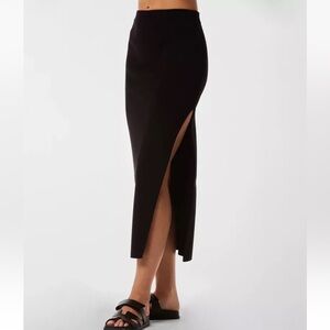 The Noli Shop Hampton’s Black Knit Midi Skirt XS NWT